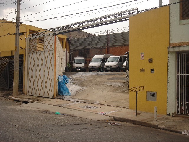 Vendo locadora de veiculos ltda